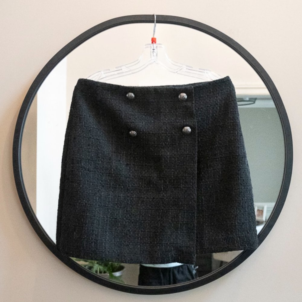 NWOT LOFT Black Woven Skirt